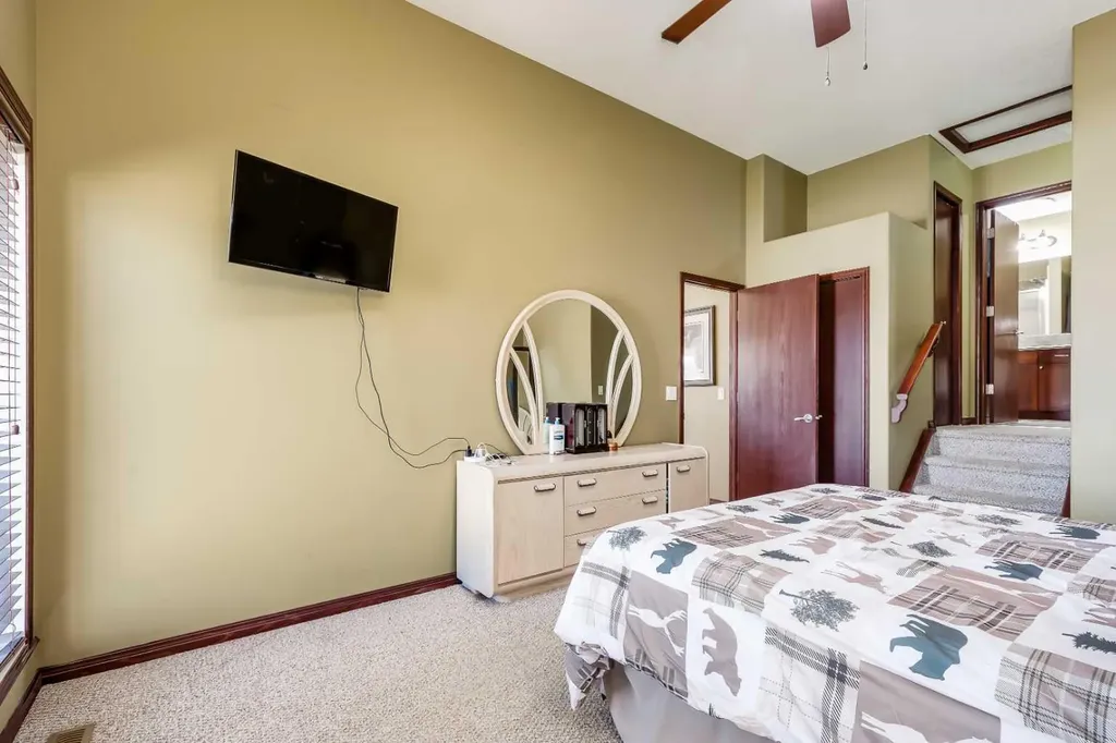 800 Carriage Lane Place N Carstairs AB T0M 0N0