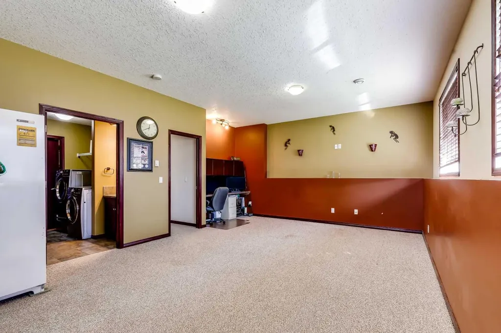 800 Carriage Lane Place N Carstairs AB T0M 0N0