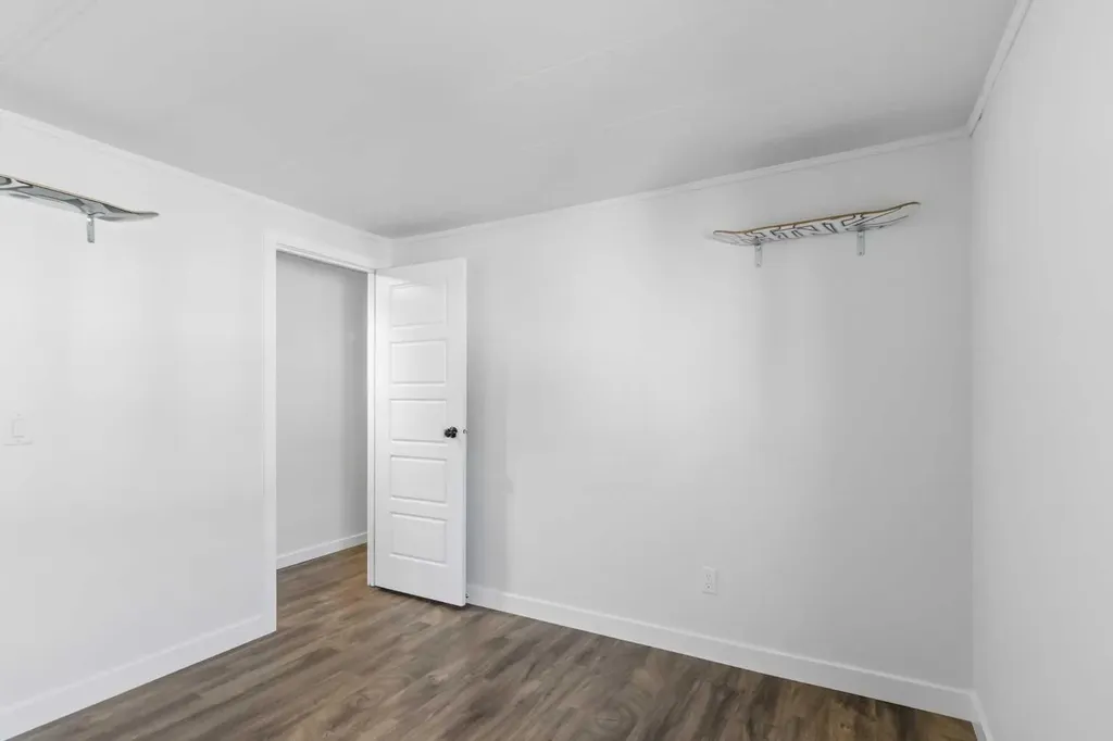 240 Grandview Crescent Fort Mcmurray AB T9H 4X8