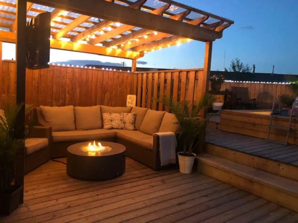 240 Grandview Crescent Fort Mcmurray AB T9H 4X8