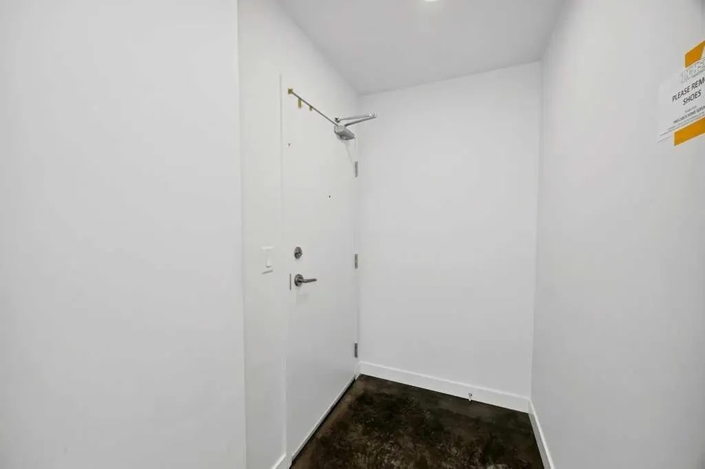 1319 14 Avenue SW Calgary AB T3C 0W3