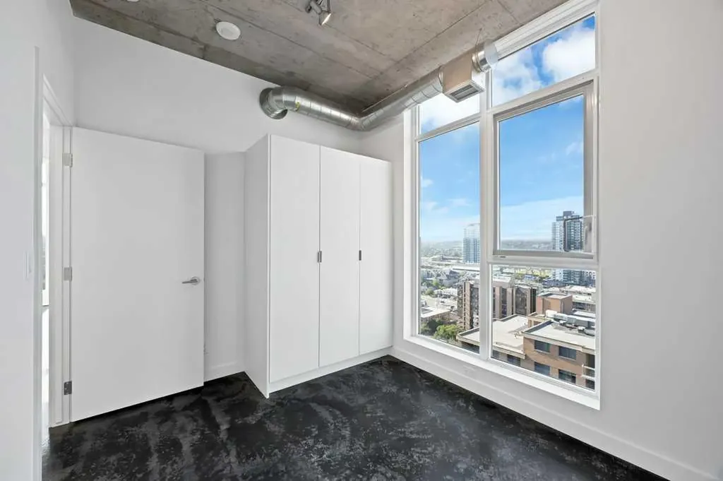 1319 14 Avenue SW Calgary AB T3C 0W3