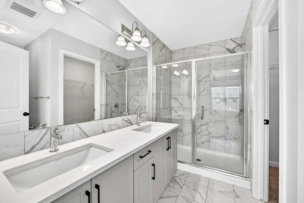 113 Midtown Close SW Airdrie AB T4B5G9