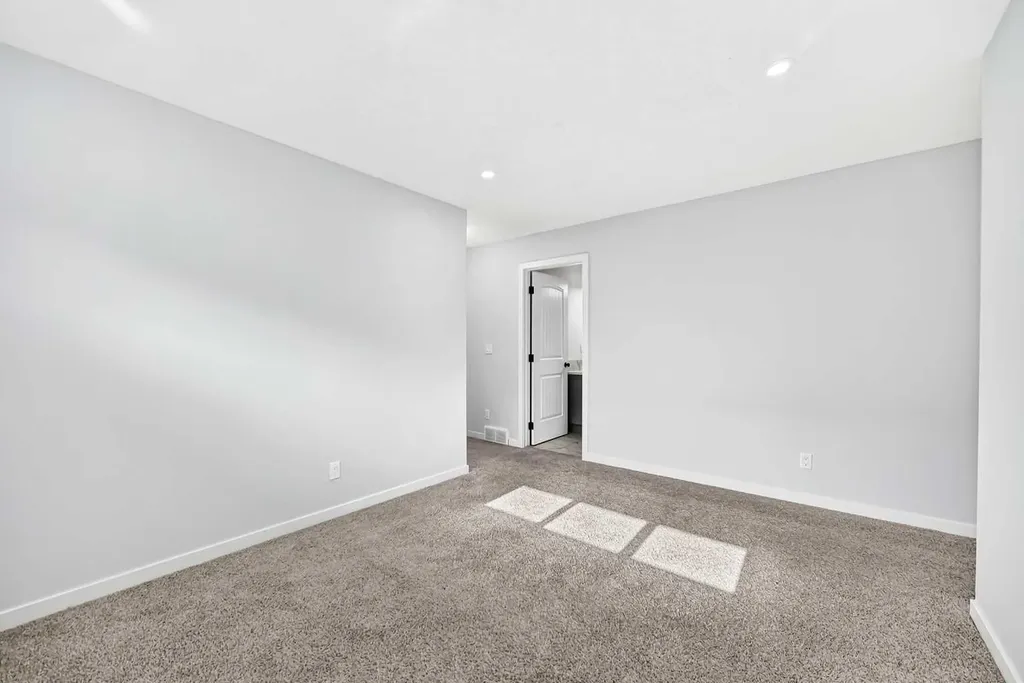 113 Midtown Close SW Airdrie AB T4B5G9