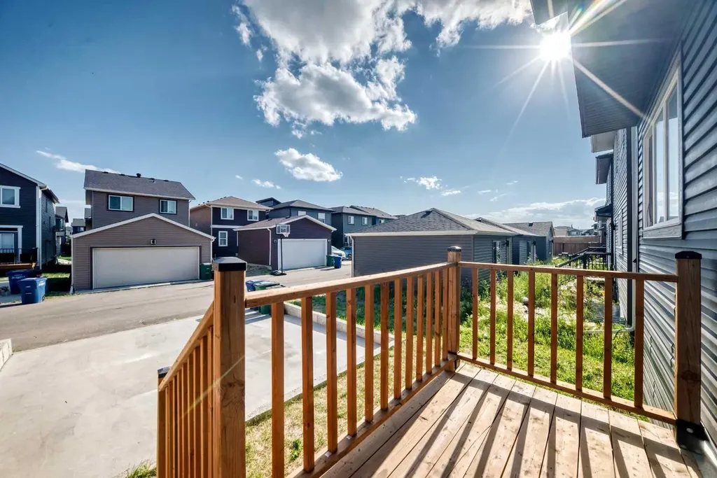 113 Midtown Close SW Airdrie AB T4B5G9