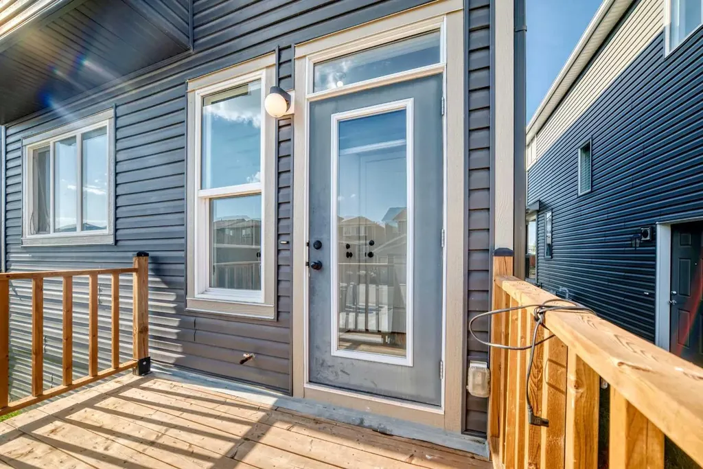 113 Midtown Close SW Airdrie AB T4B5G9