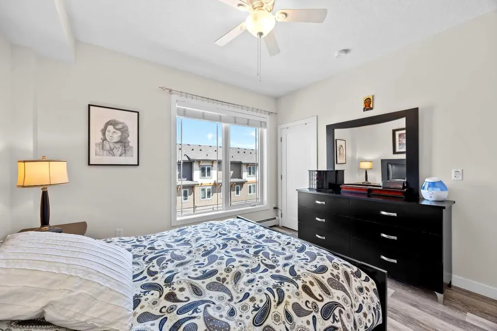 300 Auburn Meadows Manor SE Calgary AB T3M 2Y3