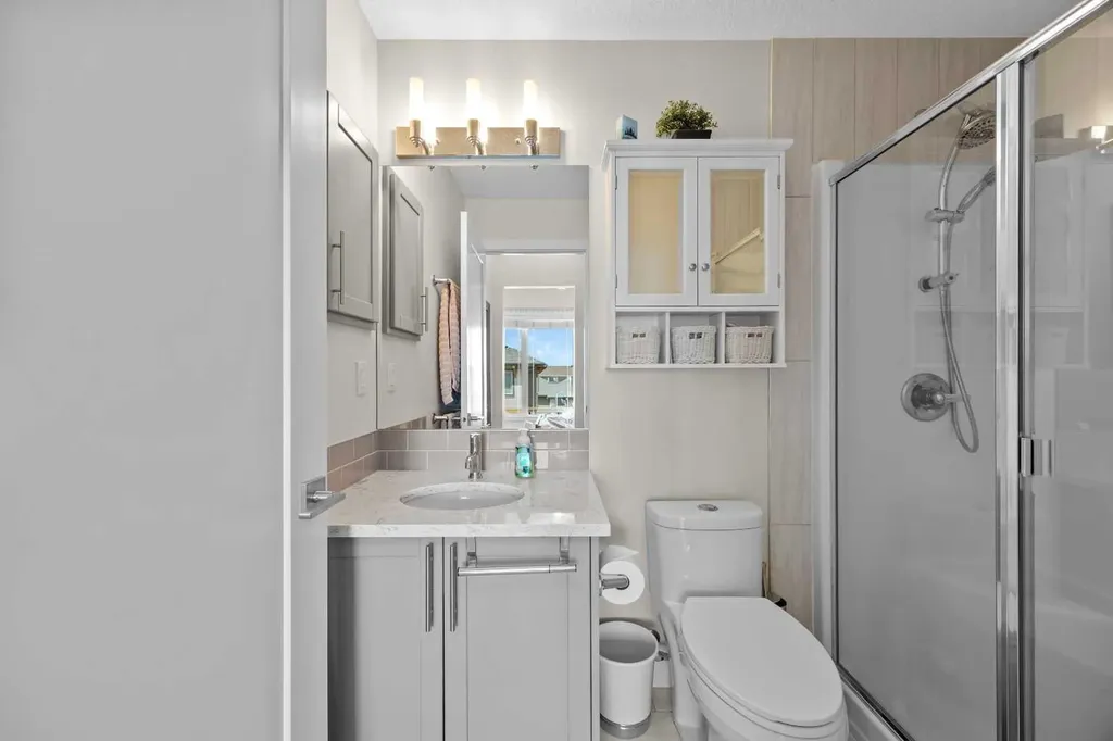 300 Auburn Meadows Manor SE Calgary AB T3M 2Y3