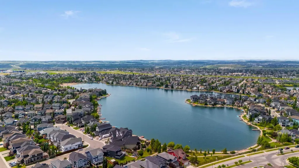 300 Auburn Meadows Manor SE Calgary AB T3M 2Y3