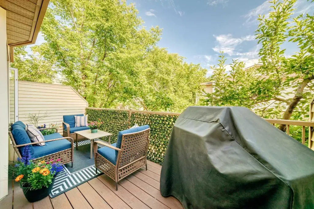 114 Patina Park SW Calgary AB T3H 3E3