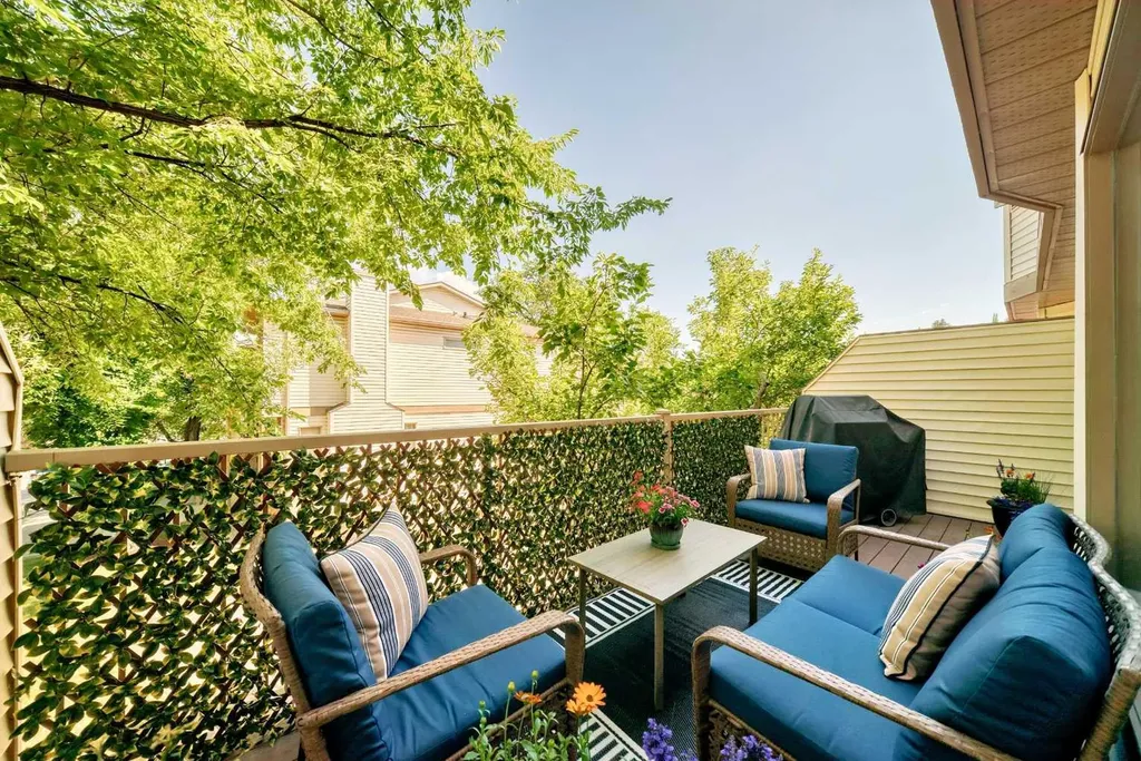 114 Patina Park SW Calgary AB T3H 3E3