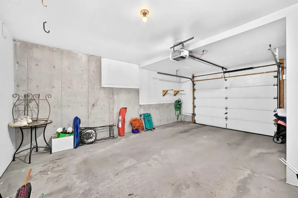 114 Patina Park SW Calgary AB T3H 3E3