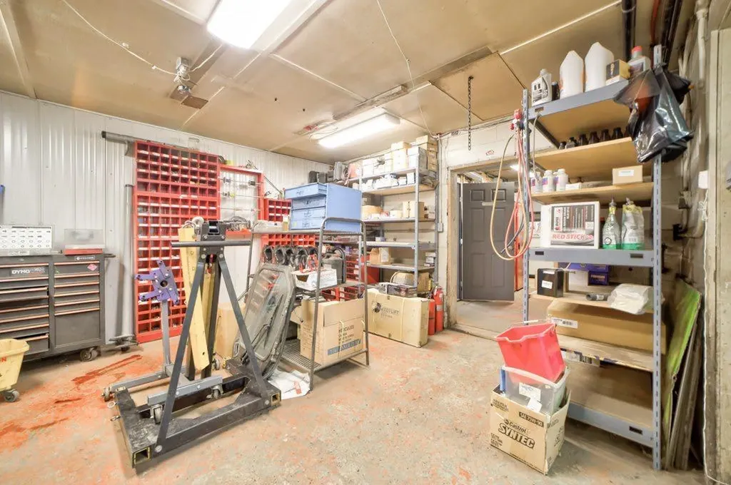 11334 20 Avenue Blairmore AB T0K 0E0