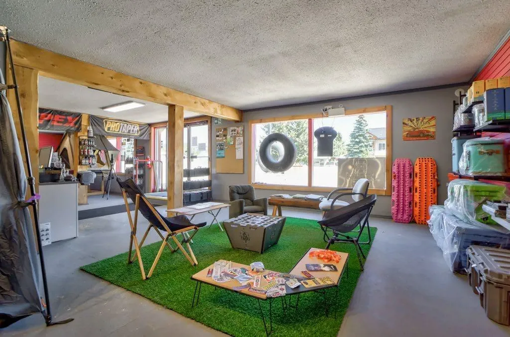 11334 20 Avenue Blairmore AB T0K 0E0
