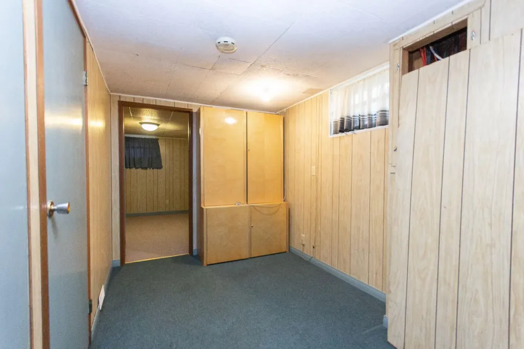 5539 38 Street Red Deer AB T4N 0X7