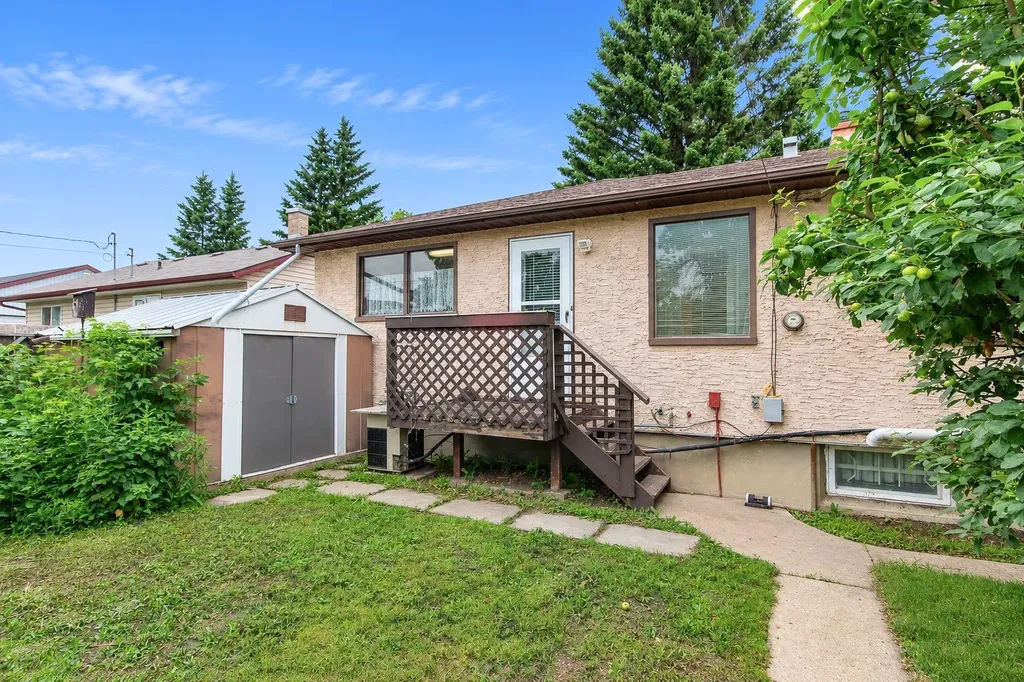 5539 38 Street Red Deer AB T4N 0X7