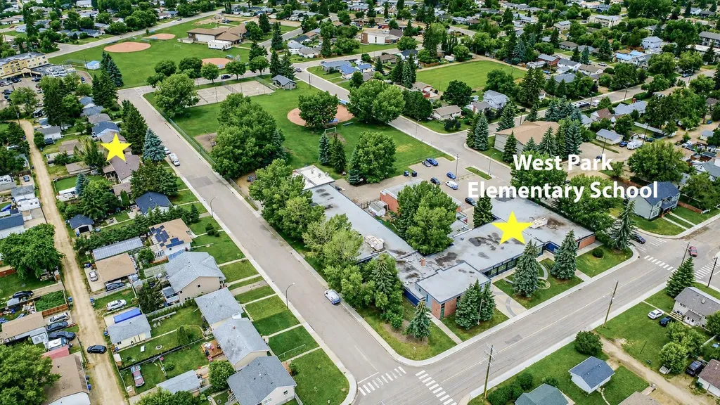5539 38 Street Red Deer AB T4N 0X7