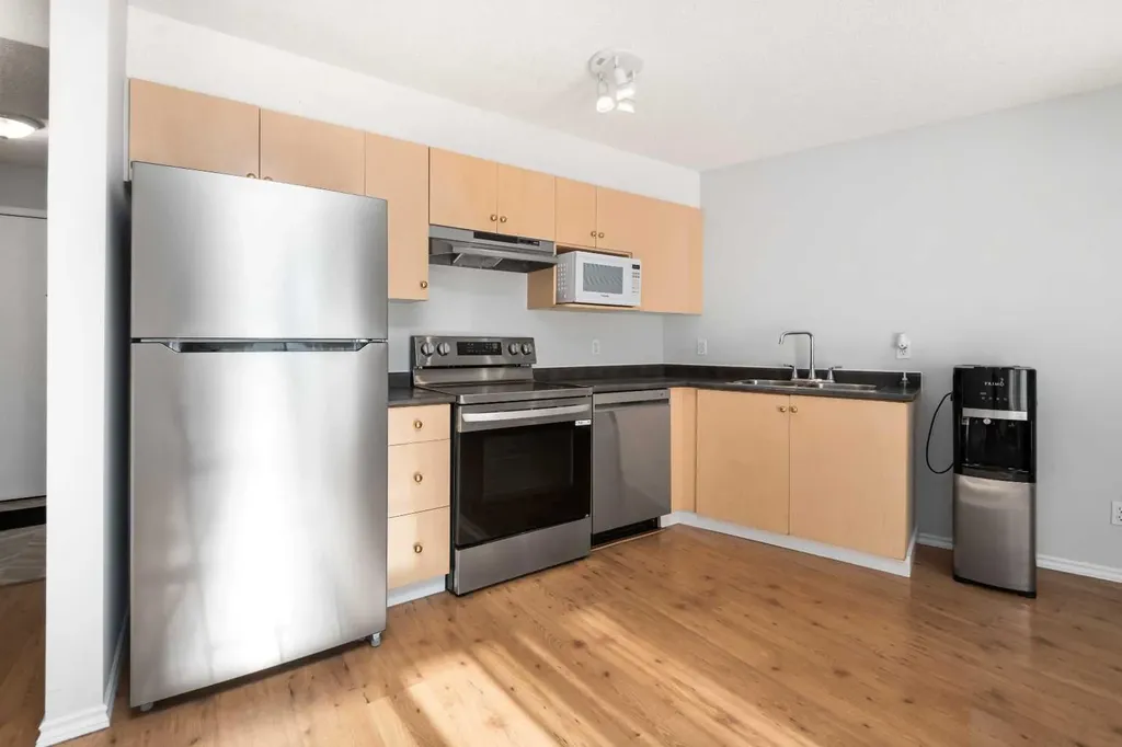 1620 70 Street SE Calgary AB T2A 7Z2