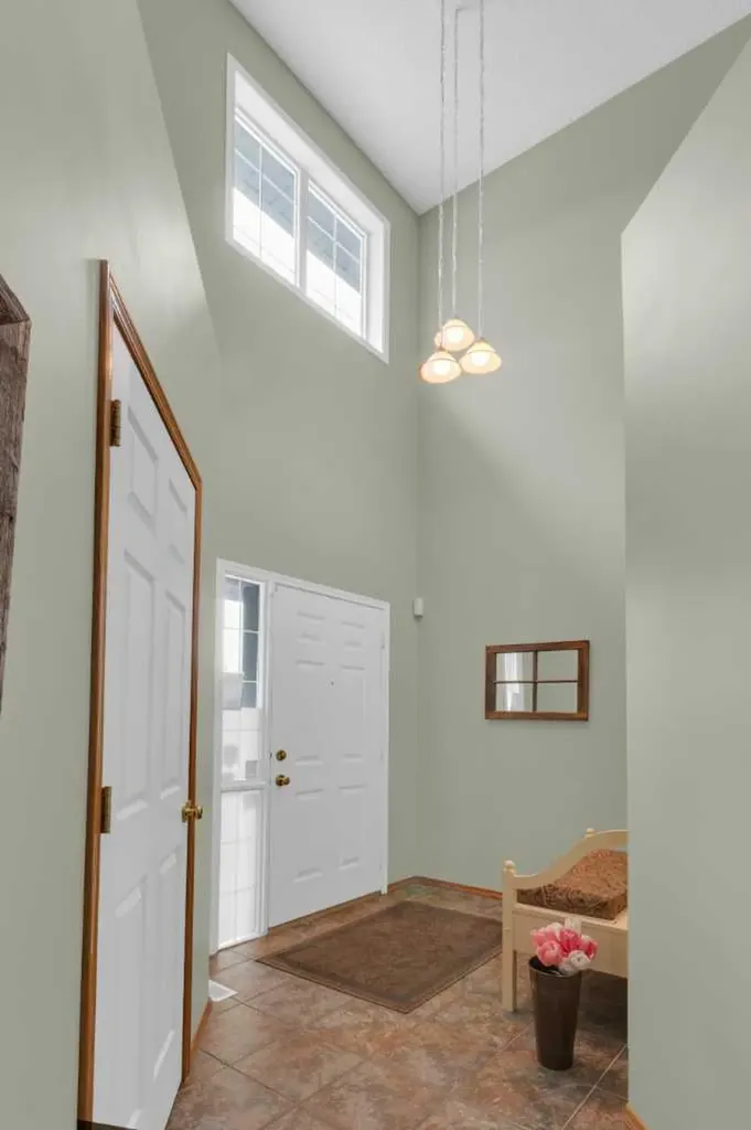 264 Tuscany Ridge View NW Calgary AB T3L 2J7
