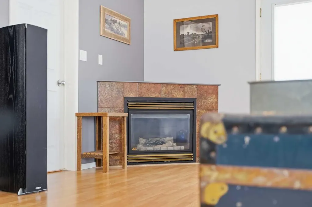 19 Ralston Crescent Red Deer AB T4P3Y5