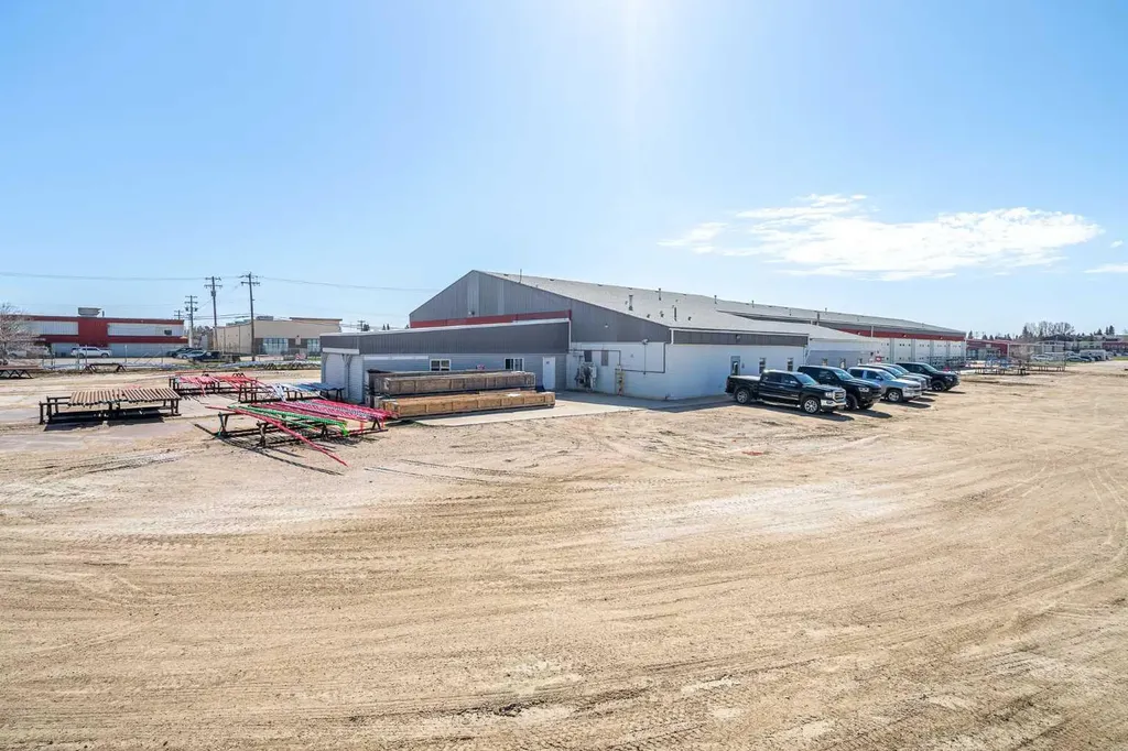 5109 41 Street Lloydminster AB T9V 1P7