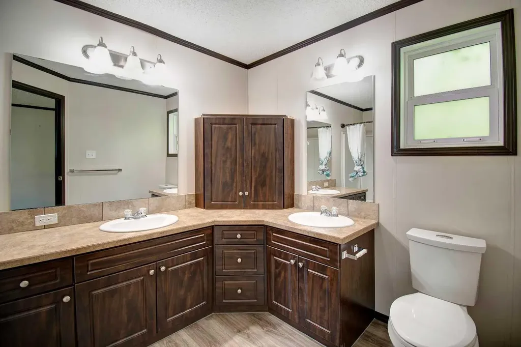 24 Spring Dale Court SE Airdrie AB T4A1N9