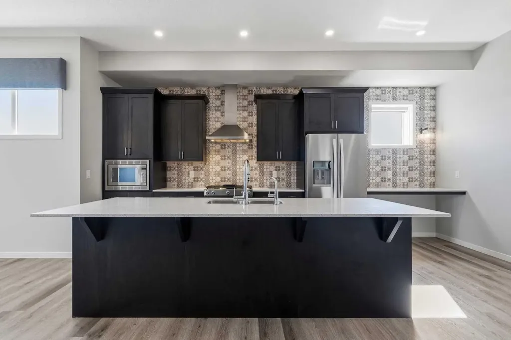 240 D'arcy Ranch Drive Okotoks AB T1S 5T1