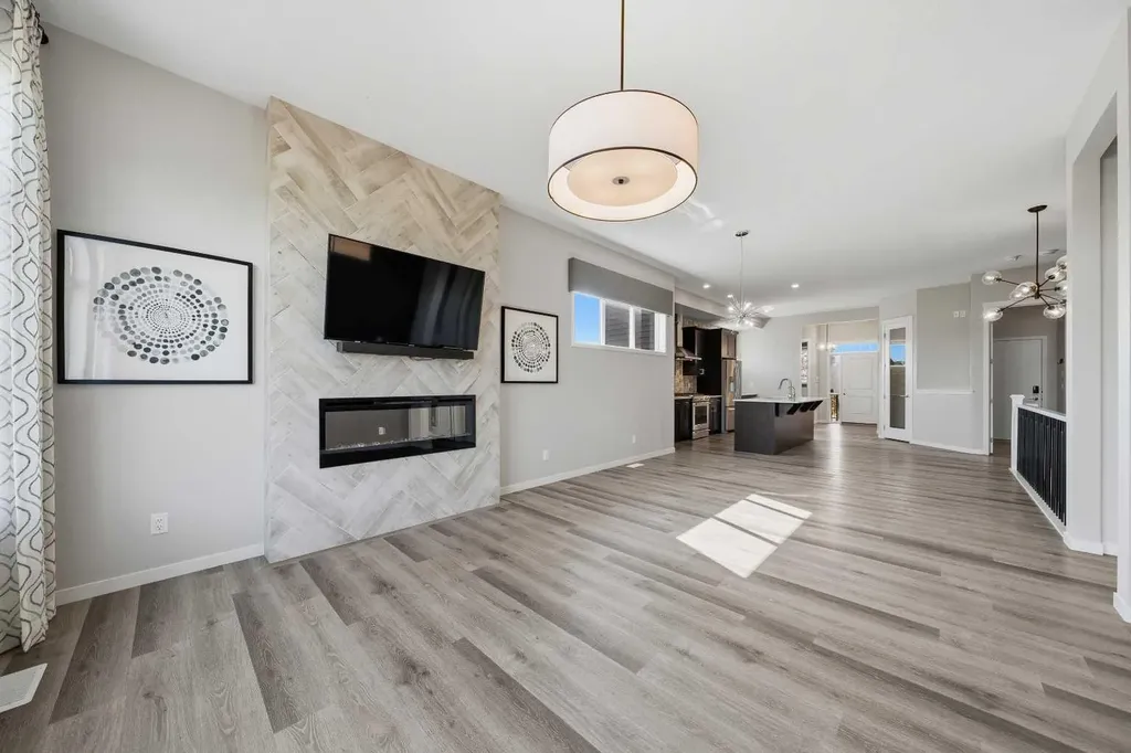 240 D'arcy Ranch Drive Okotoks AB T1S 5T1