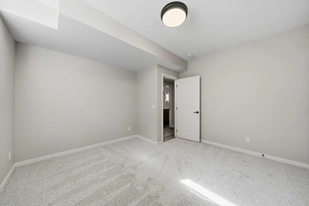 240 D'arcy Ranch Drive Okotoks AB T1S 5T1