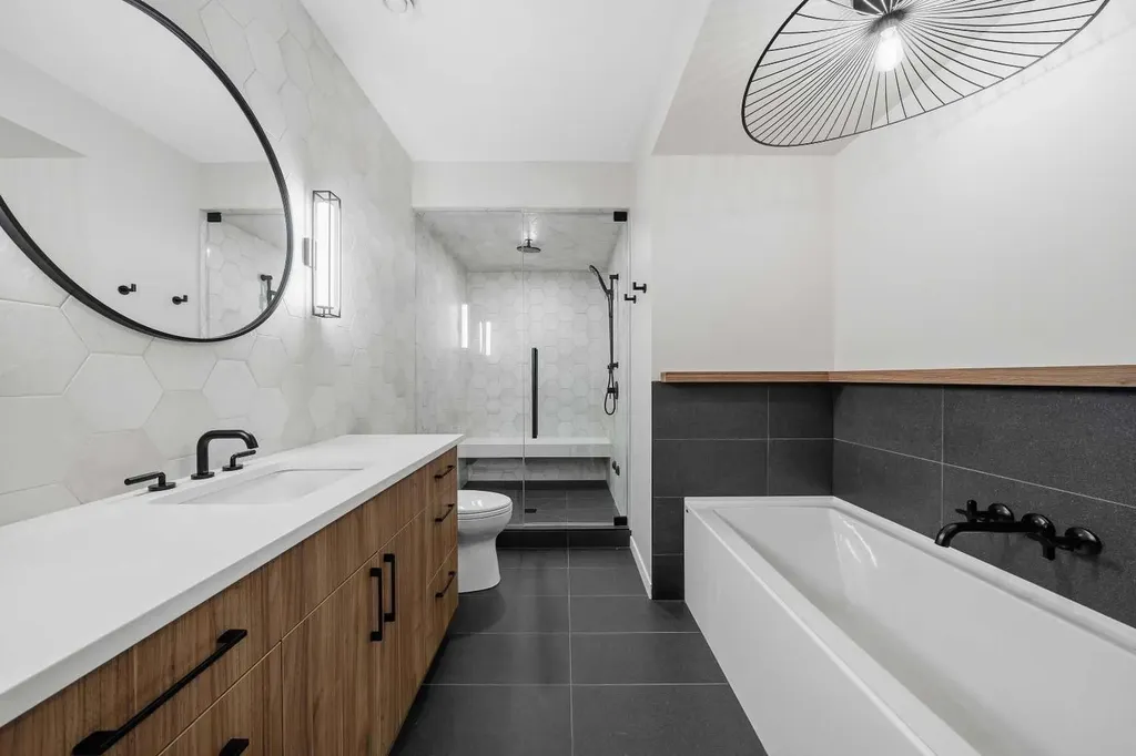 240 D'arcy Ranch Drive Okotoks AB T1S 5T1