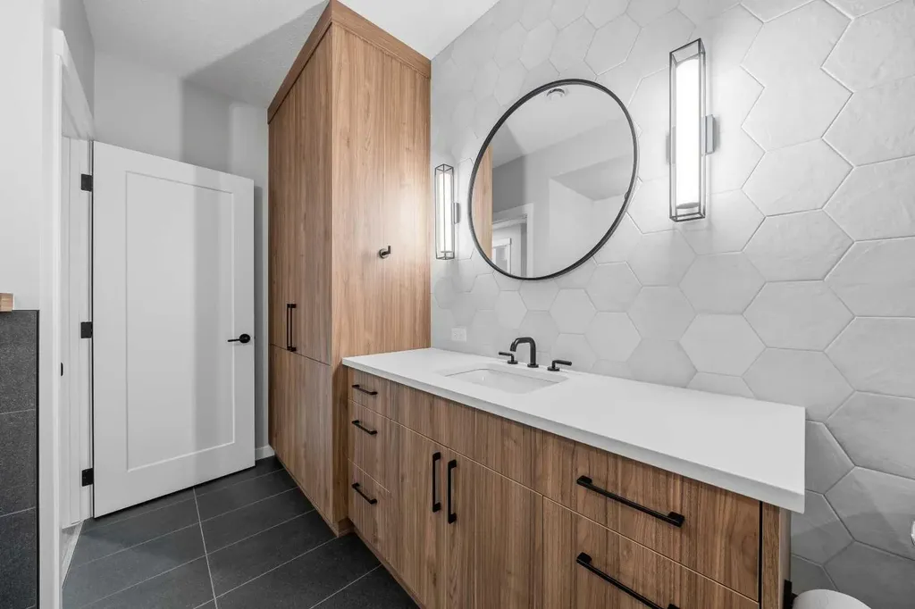 240 D'arcy Ranch Drive Okotoks AB T1S 5T1