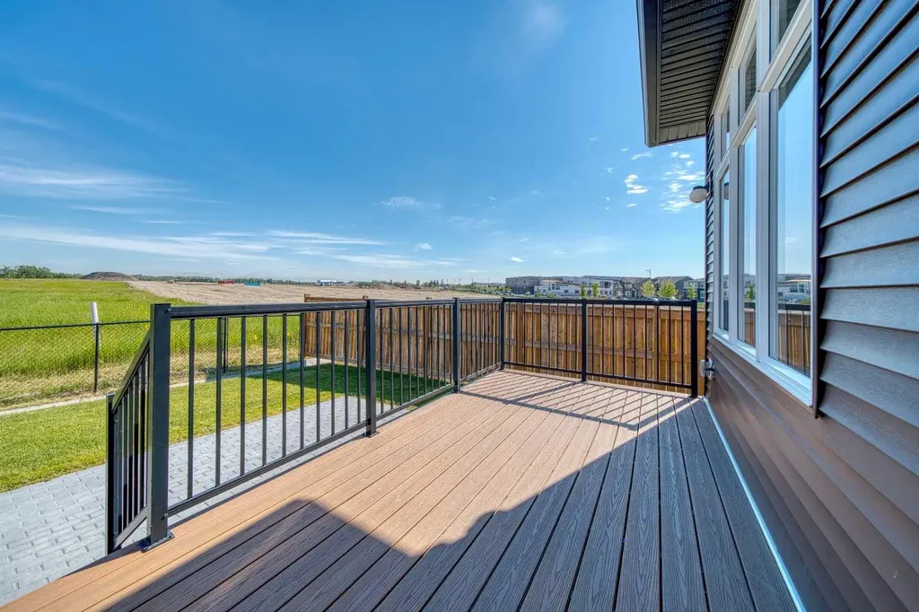 240 D'arcy Ranch Drive Okotoks AB T1S 5T1