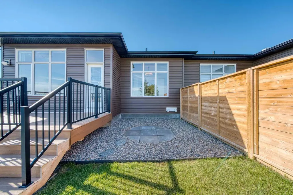 240 D'arcy Ranch Drive Okotoks AB T1S 5T1