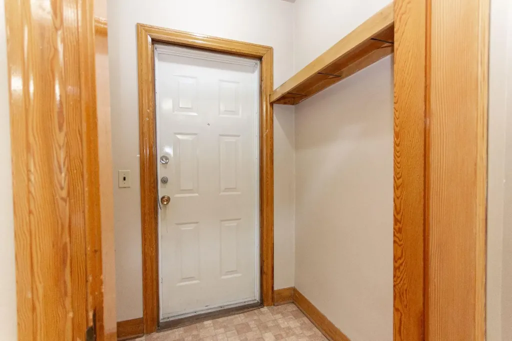 4917 46 Street Red Deer AB T4N 1N2
