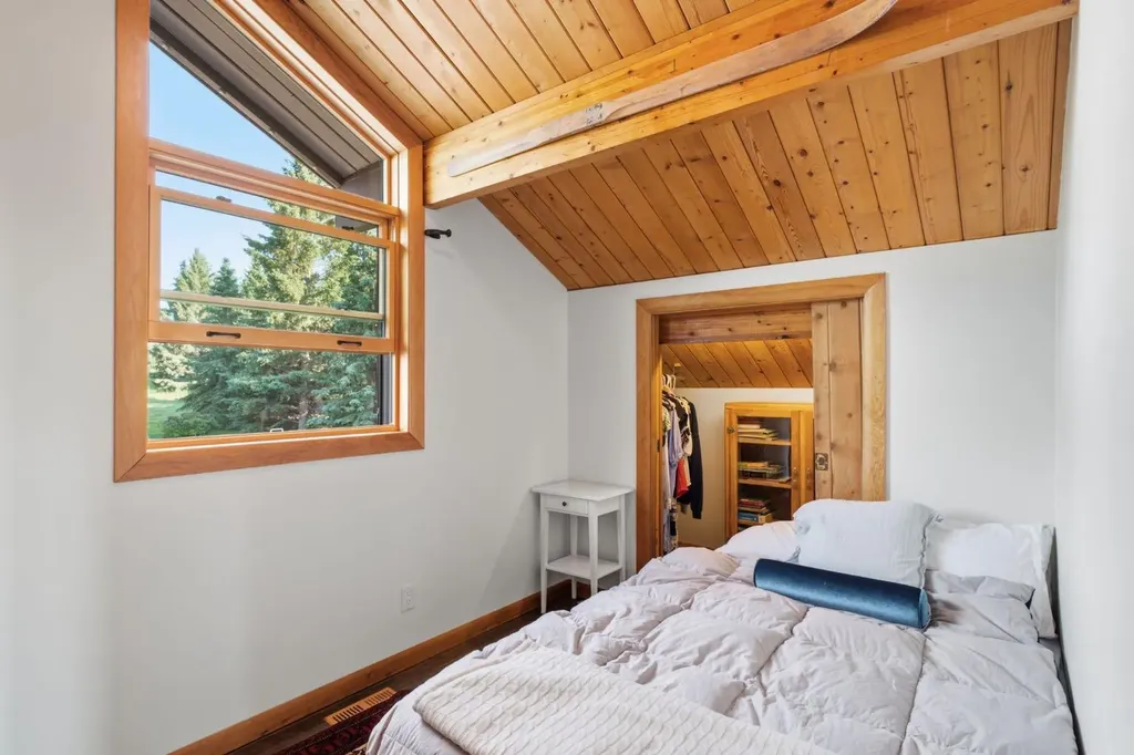 158 Toki Road Rural Rocky View County AB T4C2A2