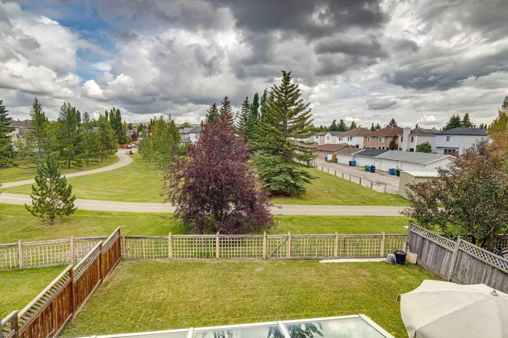 23 Sierra Nevada Close SW Calgary AB T3H 3H4