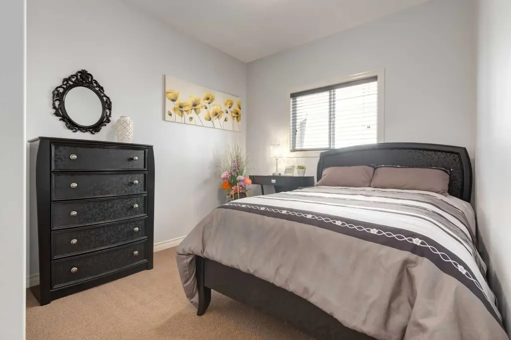 202 Silverado Bank Circle SW Calgary AB T2X 0K9