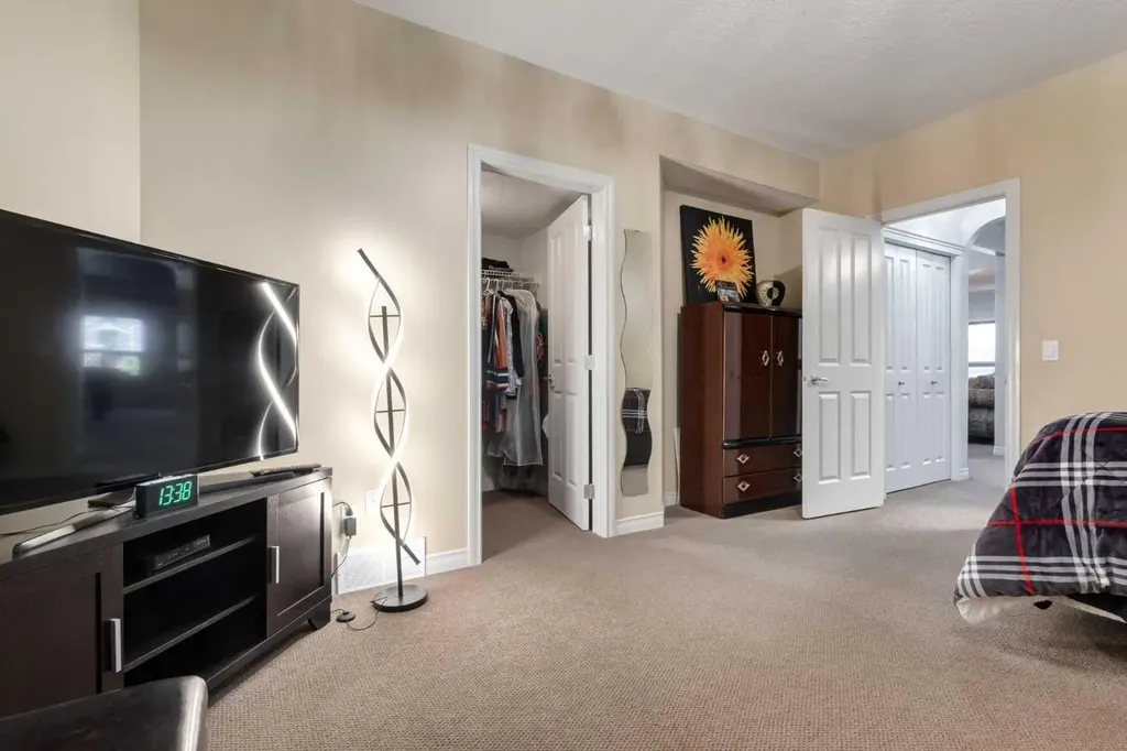 202 Silverado Bank Circle SW Calgary AB T2X 0K9