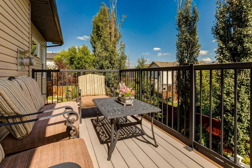 202 Silverado Bank Circle SW Calgary AB T2X 0K9