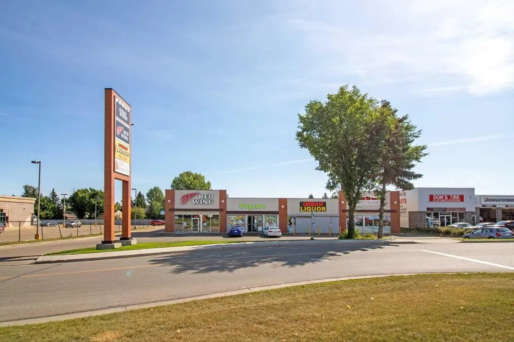 2067 Gaetz Avenue Red Deer AB T4R 1Z4