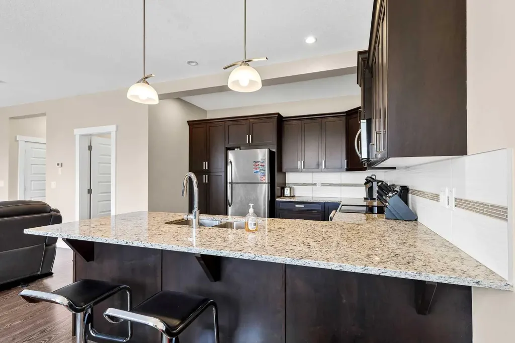 1086 Williamstown Boulevard NW Airdrie AB T4B3T9