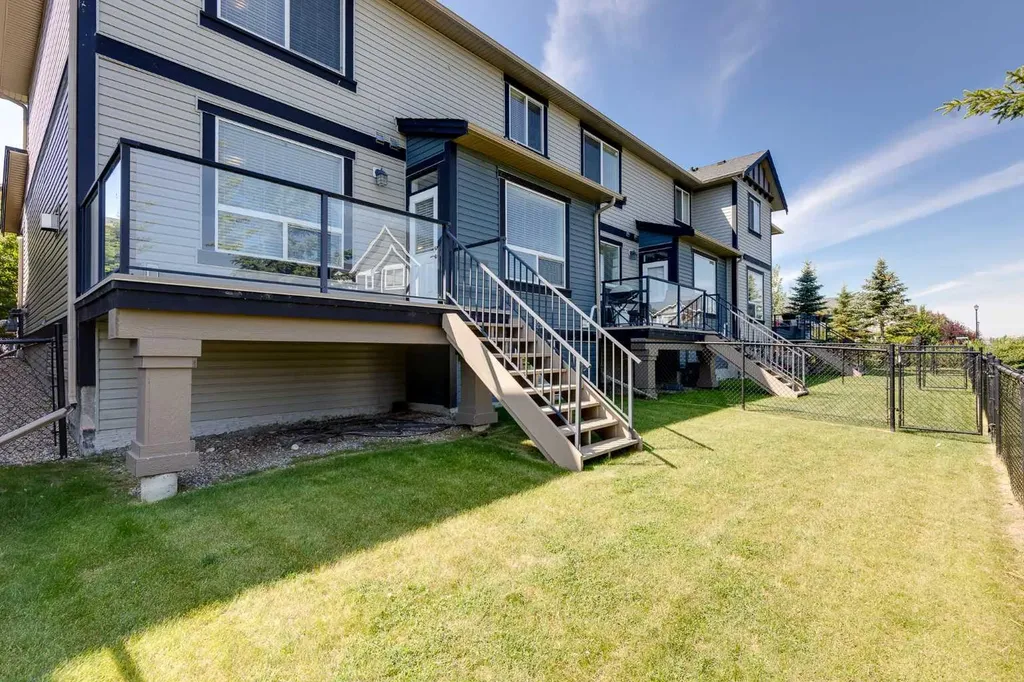 1086 Williamstown Boulevard NW Airdrie AB T4B3T9