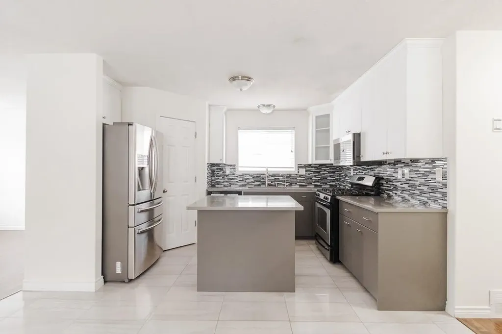 129 Lightbown Way Fort Mcmurray AB T9K 2R1