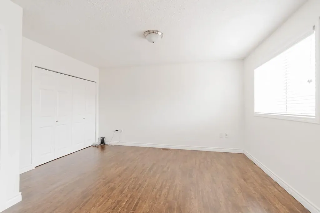 129 Lightbown Way Fort Mcmurray AB T9K 2R1