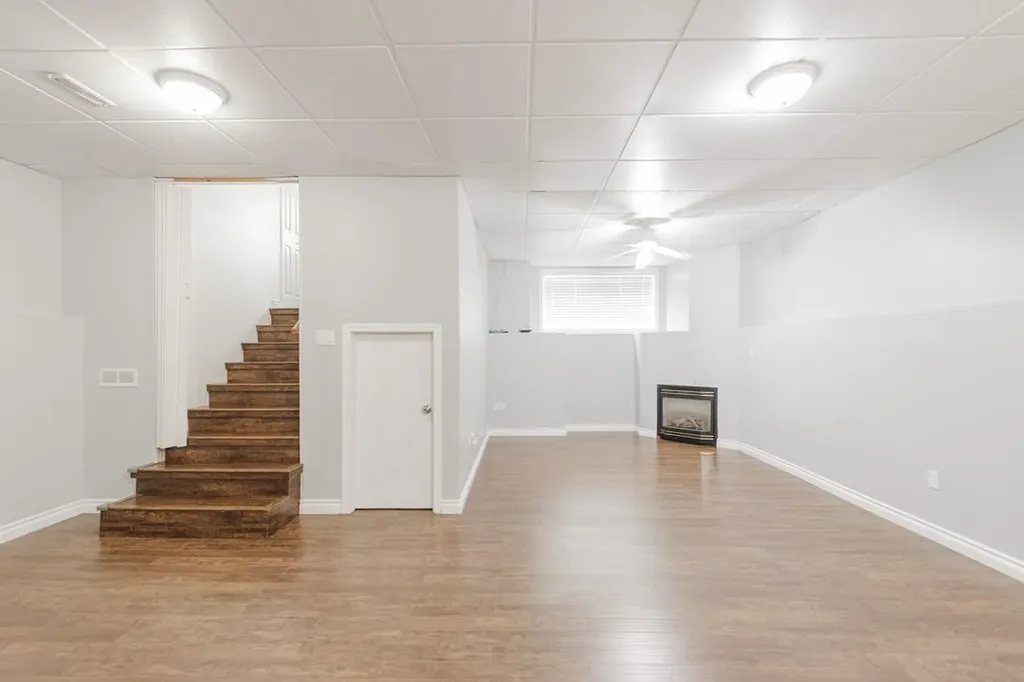 129 Lightbown Way Fort Mcmurray AB T9K 2R1