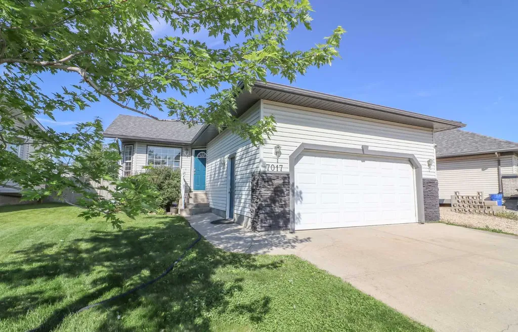 7017 Kateri Drive Grande Prairie AB T8W 2Y2