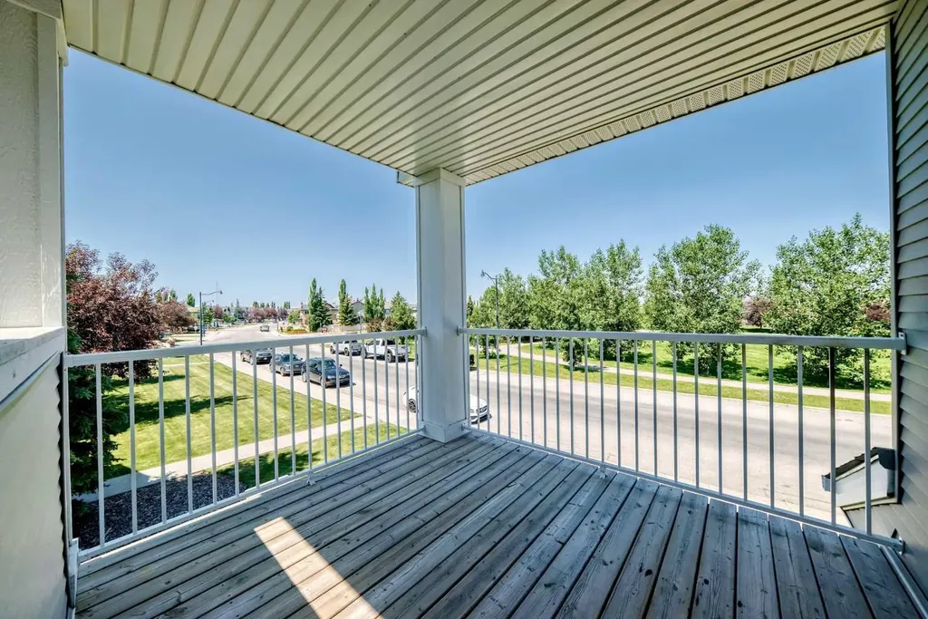 281 Cougar Ridge Drive SW Calgary AB T3H 0J2