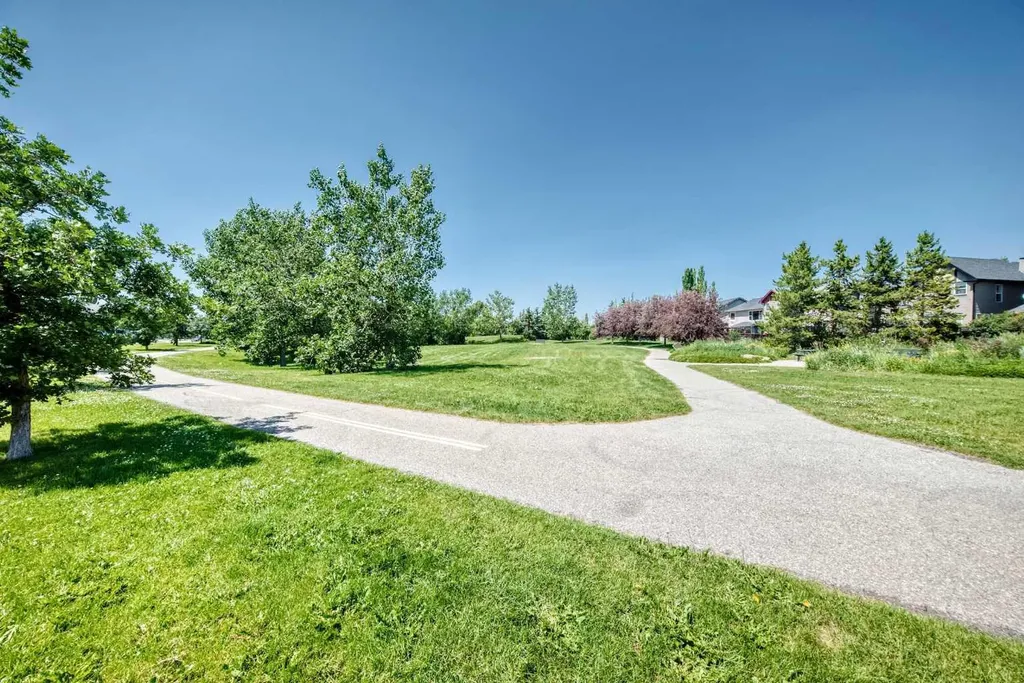 281 Cougar Ridge Drive SW Calgary AB T3H 0J2
