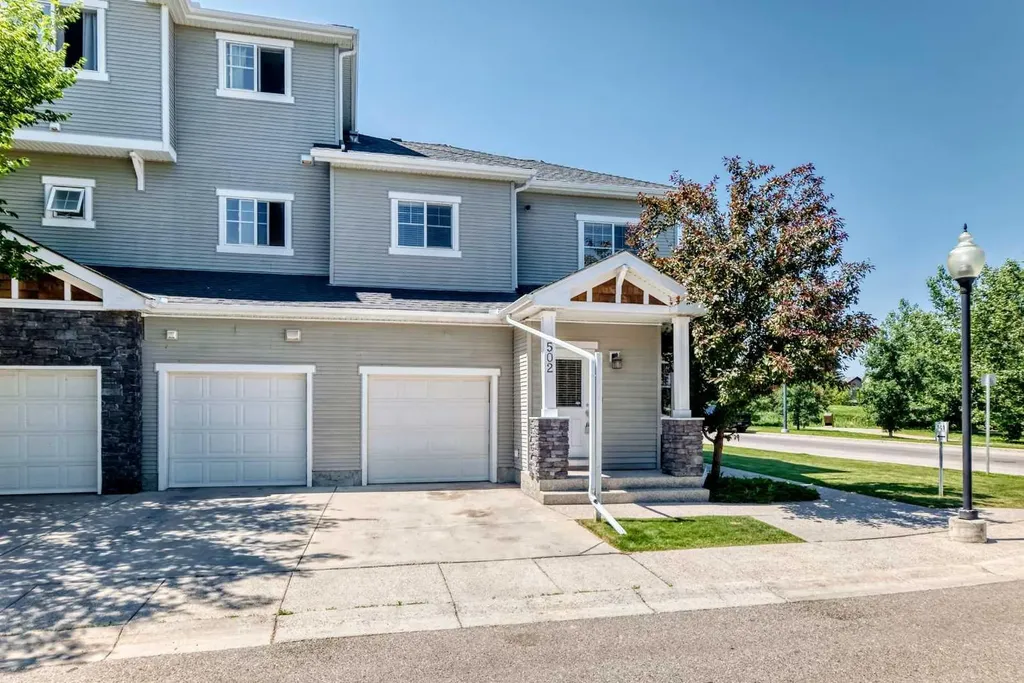 281 Cougar Ridge Drive SW Calgary AB T3H 0J2