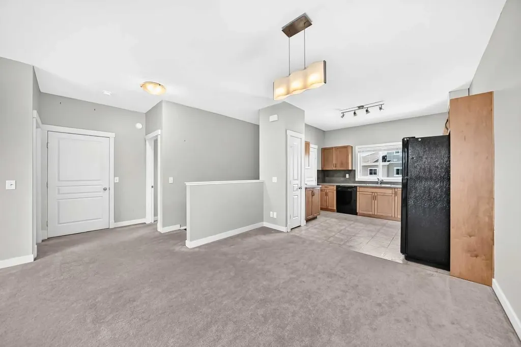 281 Cougar Ridge Drive SW Calgary AB T3H 0J2